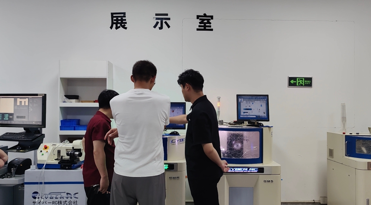 全自動(dòng)數(shù)控磨刀機(jī)廠家